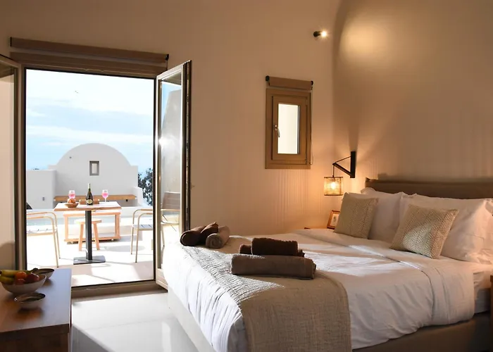 Living Moments Villa Fira (Santorini)
