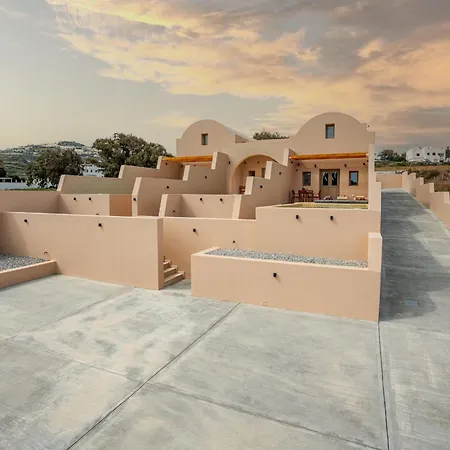 Villa Living Moments *